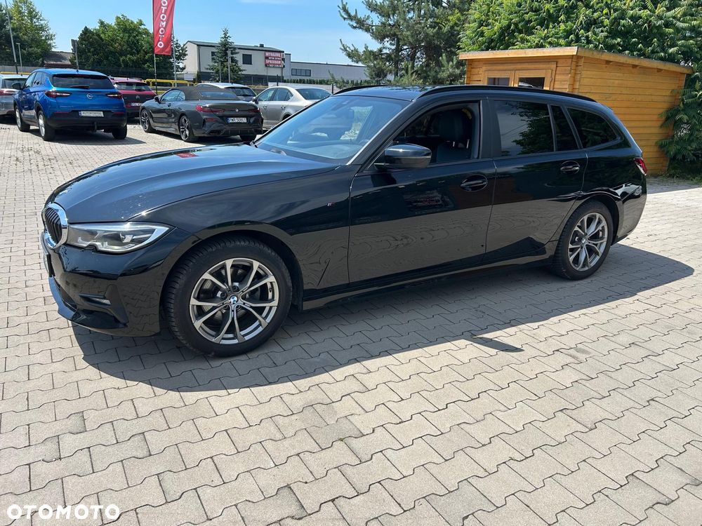 BMW Seria 3 320d xDrive M Sport sport - 11