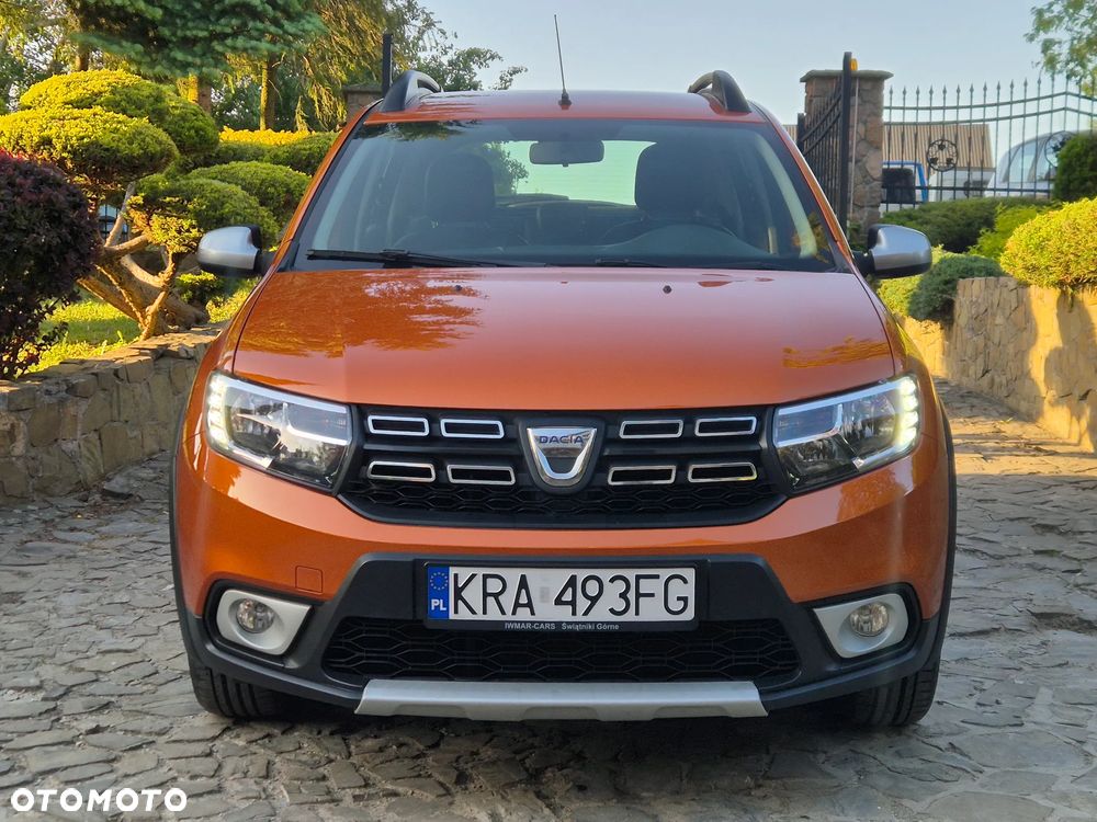 Dacia Sandero TCe 90 Celebration - 12