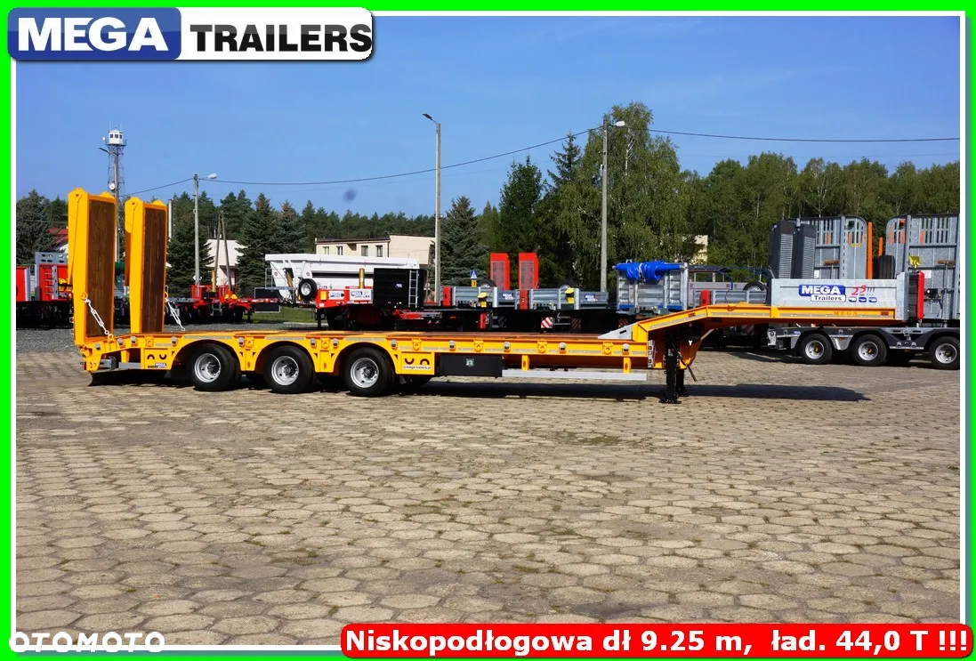 Mega Niska podłoga, DMC 54 T, oś skrętna, najazdy HYDRULICZNE 4,0 M !!! - 2