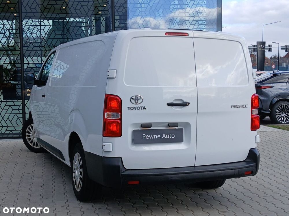 Toyota PROACE - 10