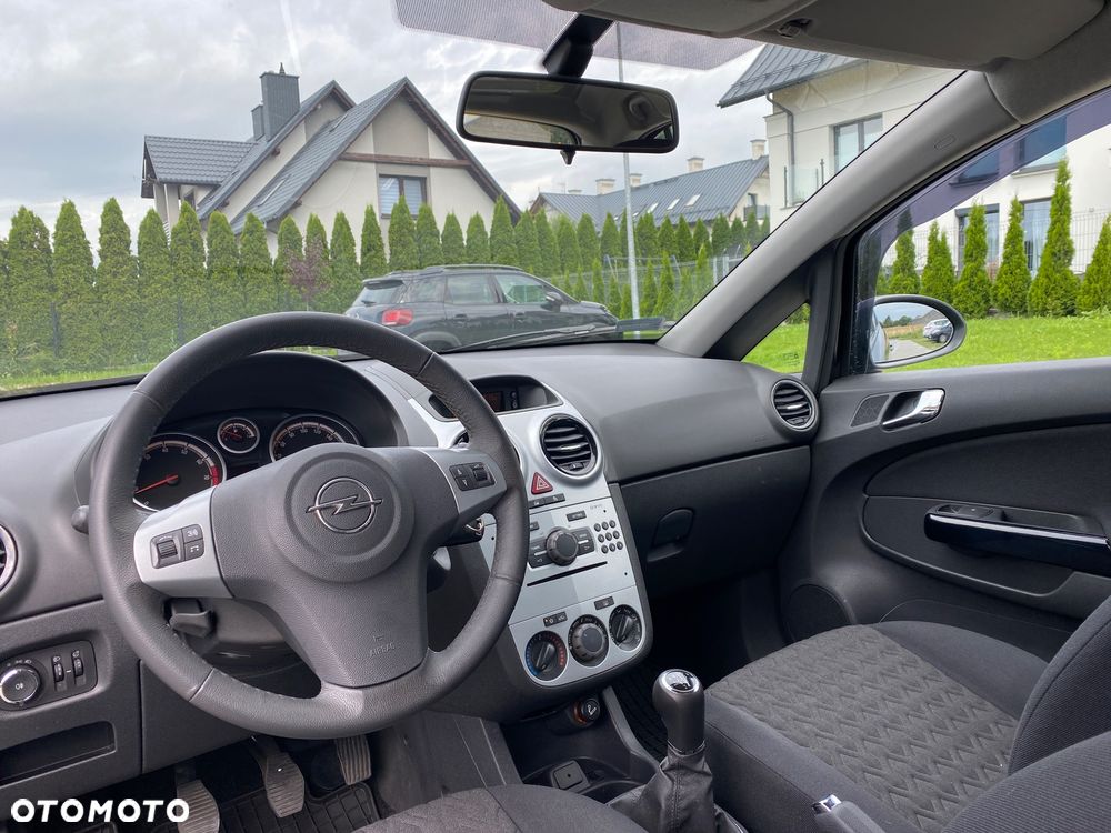Opel Corsa 1.4 T Enjoy S&S - 17