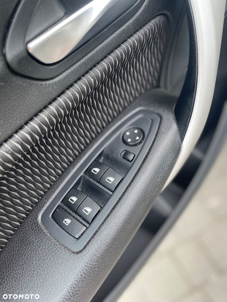 BMW Seria 1 114i - 17