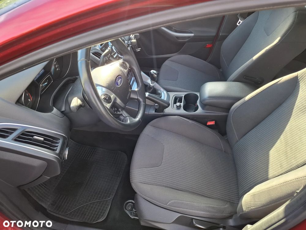 Ford Focus - 12