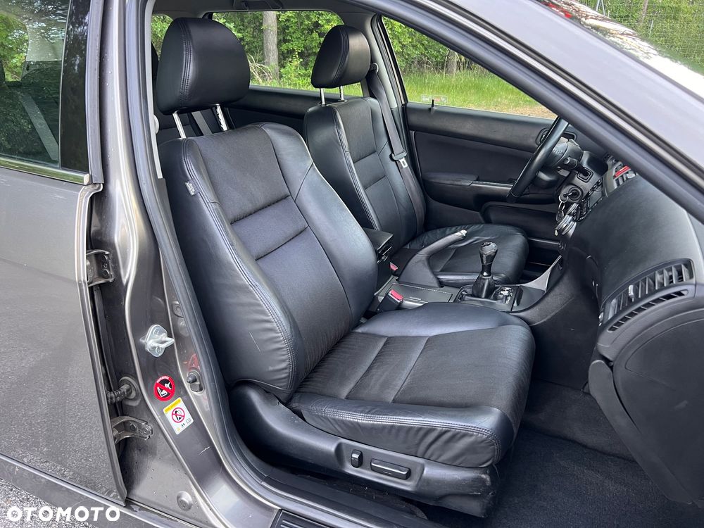 Honda Accord 2.0 Executive - 8