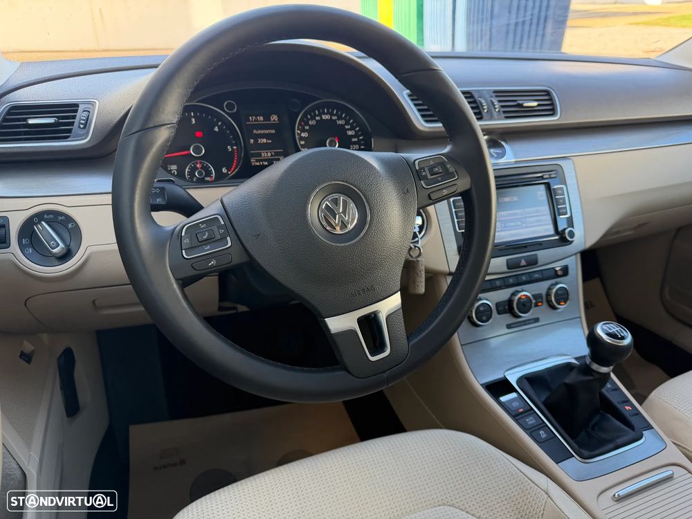 VW Passat Variant 1.6 TDI Confortline - 8