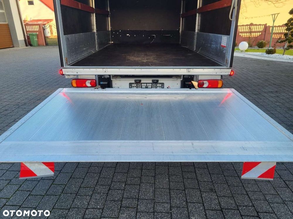 Opel Movano z windą salon Polska - 37
