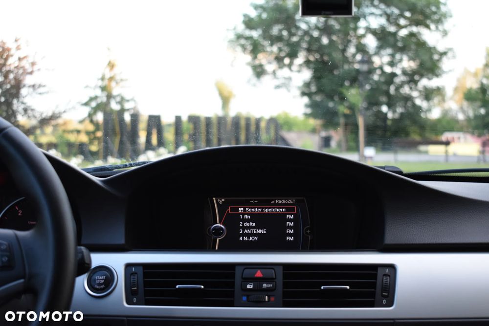 BMW Seria 3 318d - 32