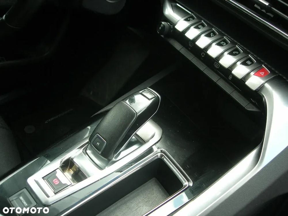 Peugeot 3008 - 23