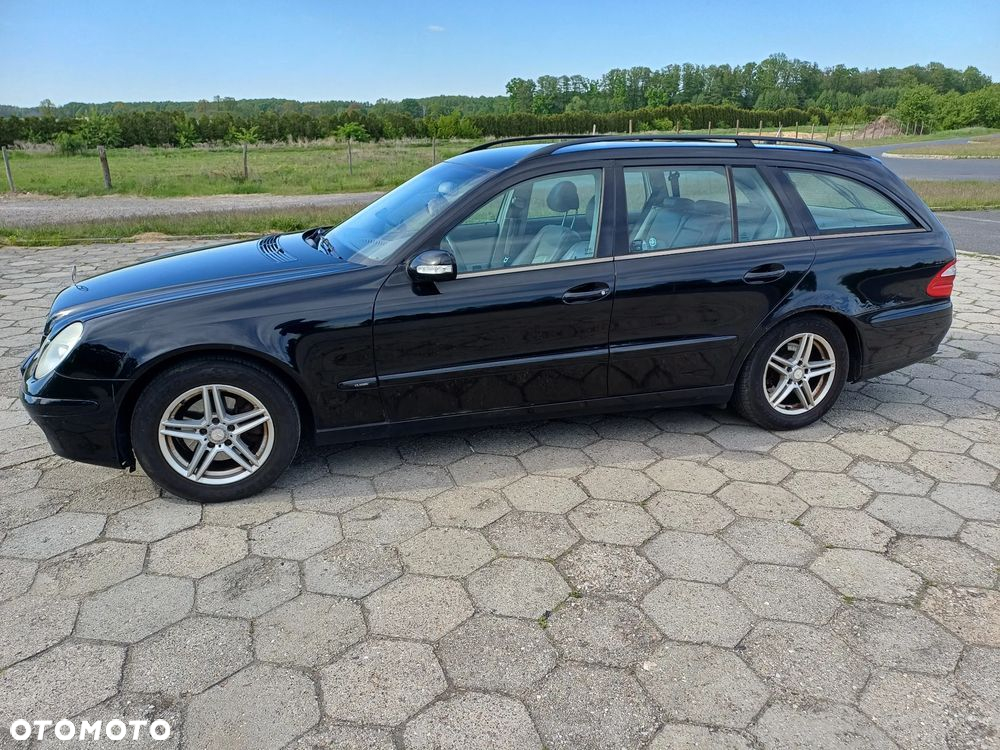 Mercedes-Benz Klasa E 220 CDI T Classic - 3