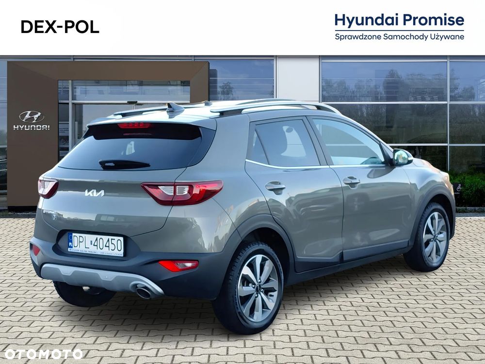 Kia Stonic 1.2 L - 8