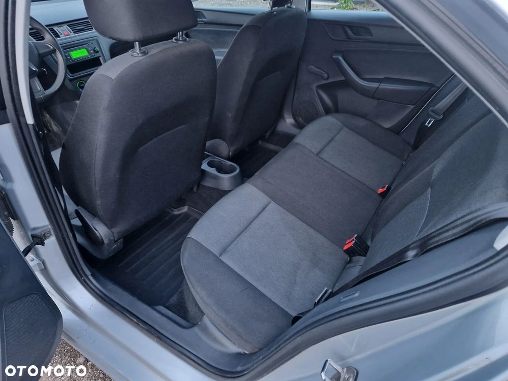 Skoda RAPID - 20