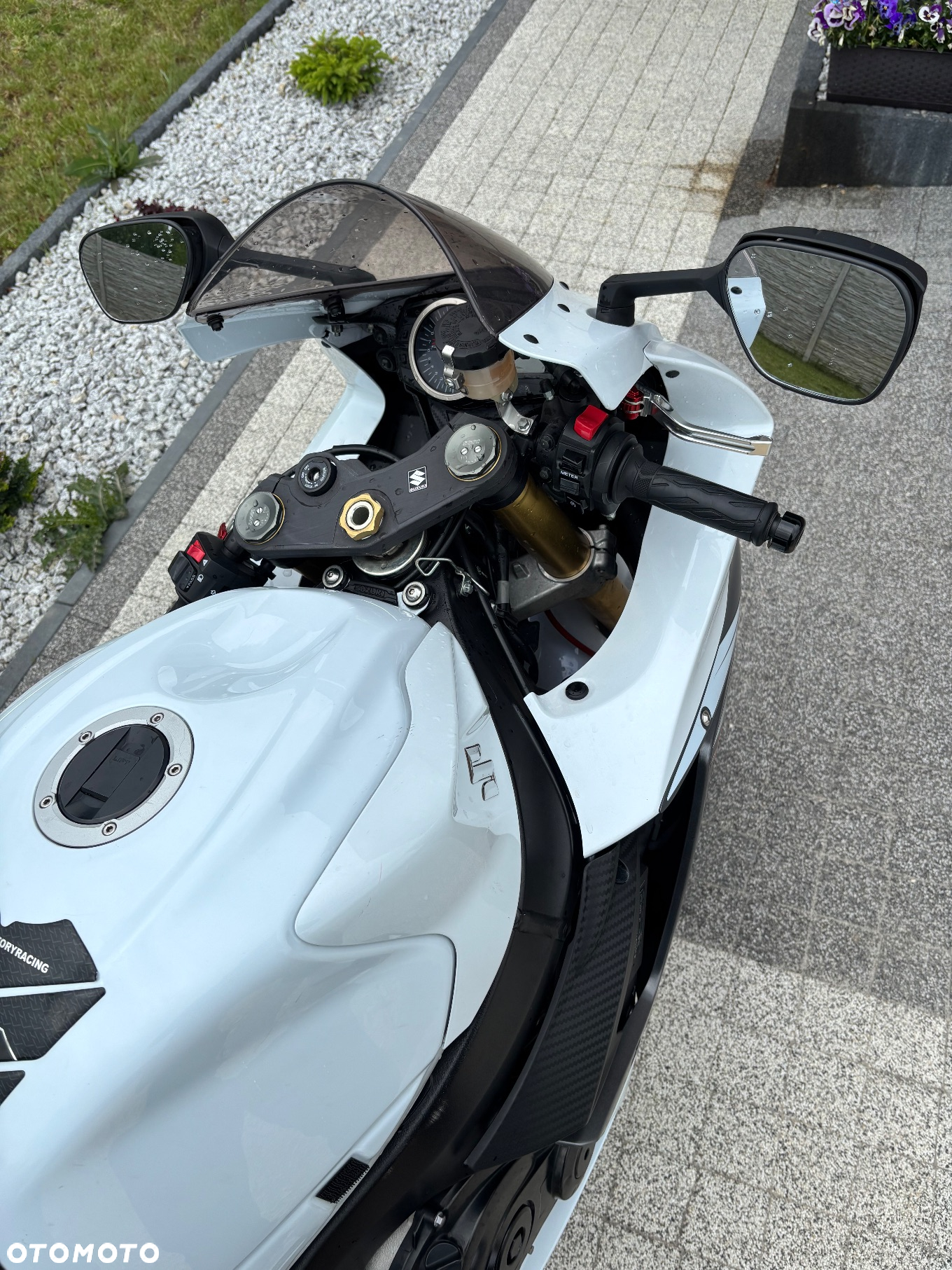 Suzuki GSX-R - 13