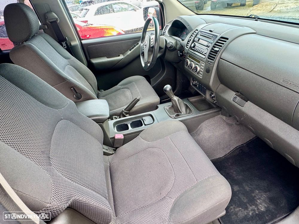 Nissan Navara 2.5 dCi CD LE Premium - 6