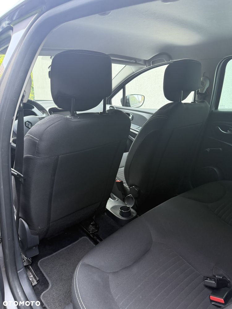 Renault Clio 1.2 16V Limited - 10