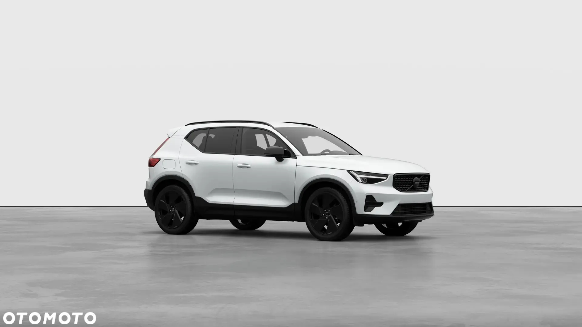 Volvo XC 40 B4 Plus Black Edition - 3