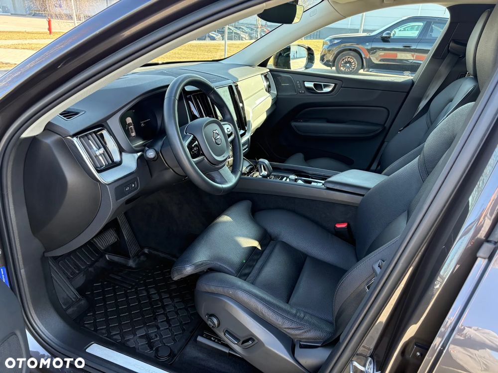 Volvo XC 60 - 8