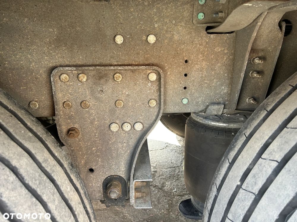 Schmitz Cargobull FIRANKA / 10 SZTUK / BARDZO ŁADNE OPONY / Z PEŁNYM WYPOSAŻENIEM DO ZAŁADUNKU / 2 KOŁA ZAPASOWE / DOSTĘPNE KOLORY SREBRNY - NIEBIESKI - CZERWONY / NIEKTÓRE MAJĄ NOWE PLANDEKI !! - 26