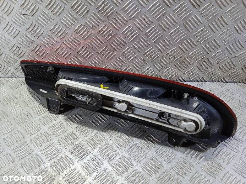LAMPA LEWA TYLNA FORD FOCUS MK2 - 2