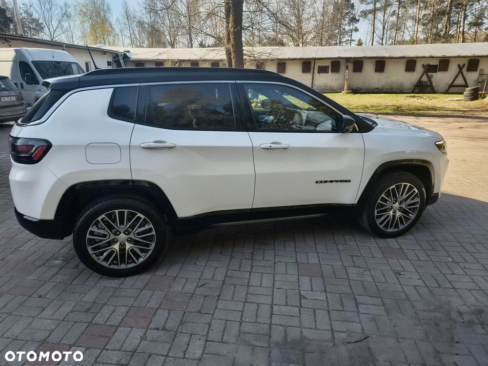 Jeep Compass - 4