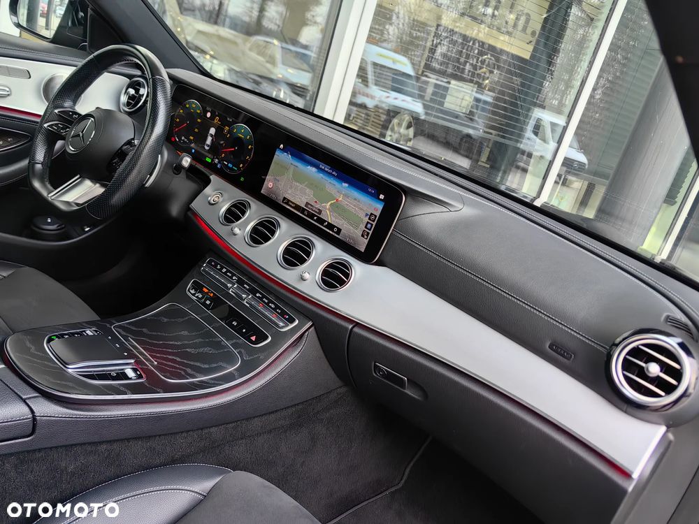 Mercedes-Benz Klasa E 450 4-Matic AMG - 25