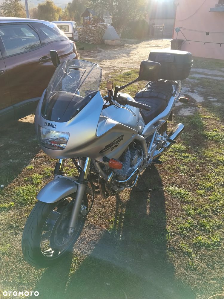 Yamaha XJR