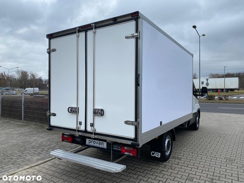 Iveco DAILY 35-140 HI-MATIC KONTENER CHŁODNIA MROŹNIA NISKI PRZEBIEG - 16