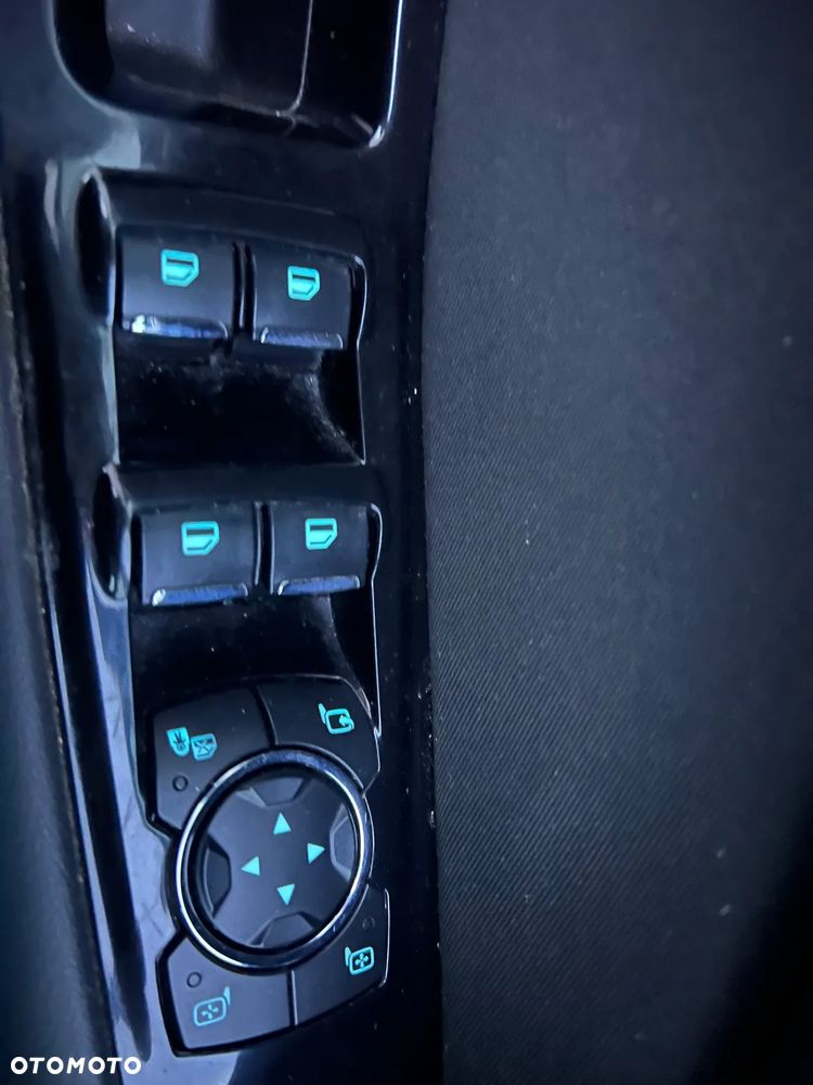 Ford S-Max 2.0 TDCi Titanium PowerShift - 13