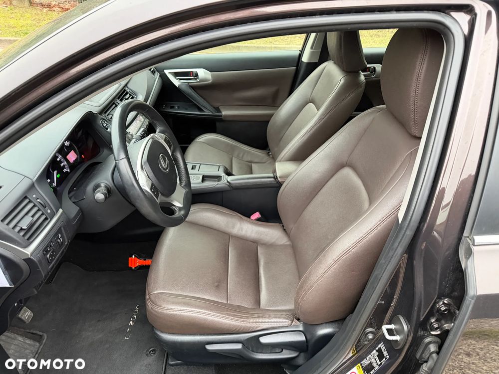 Lexus CT Luxury Line - 12