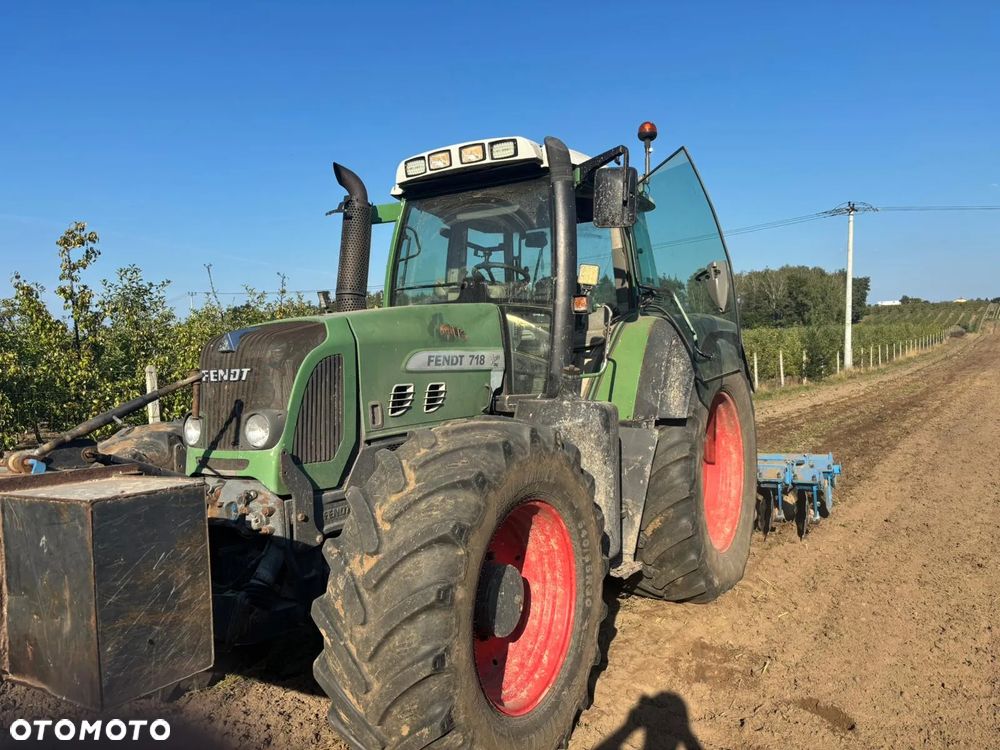 Fendt 718 vario comm III - 1