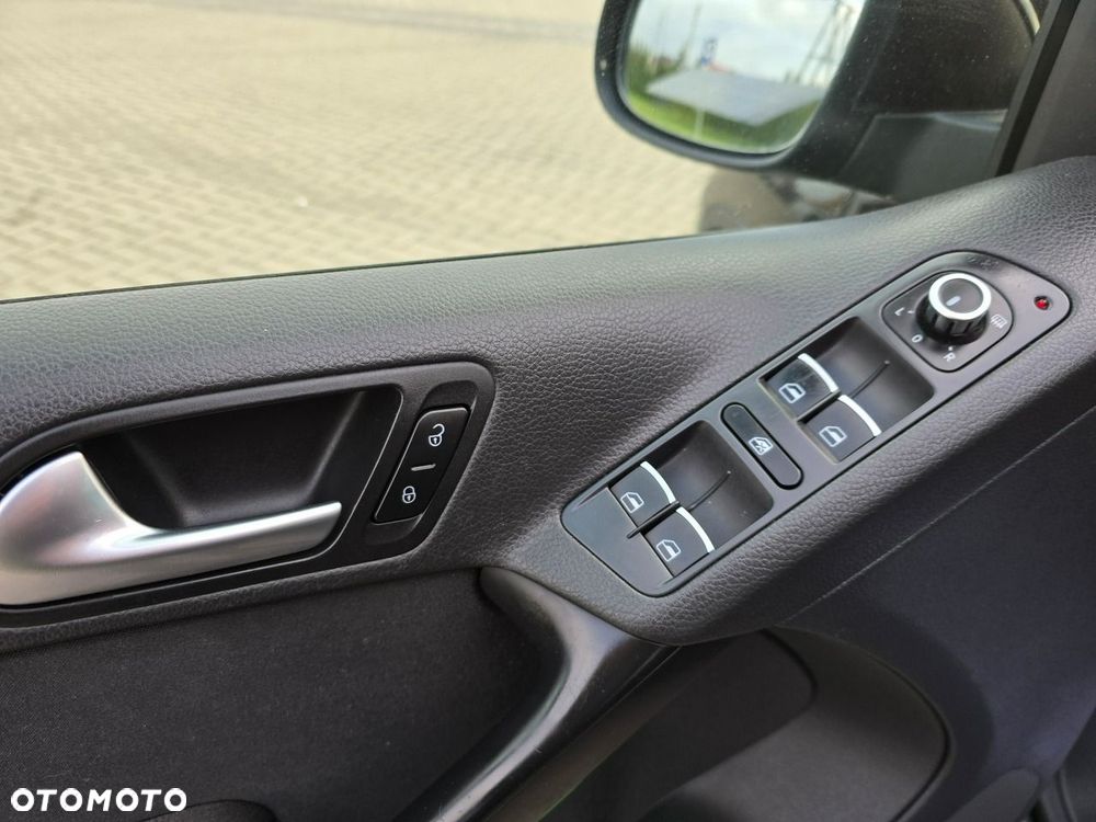 Volkswagen Tiguan - 13