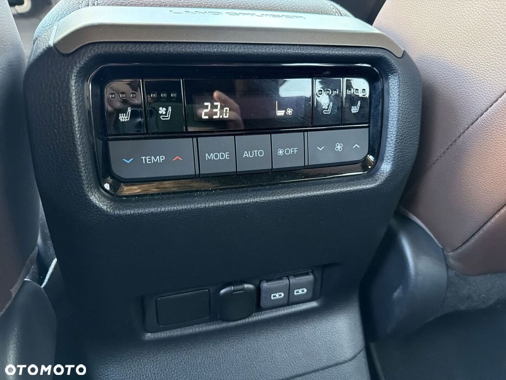 Toyota Land Cruiser LC 2.8 D-4D Executive - 25