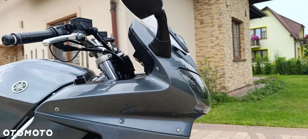 Yamaha FJR - 30