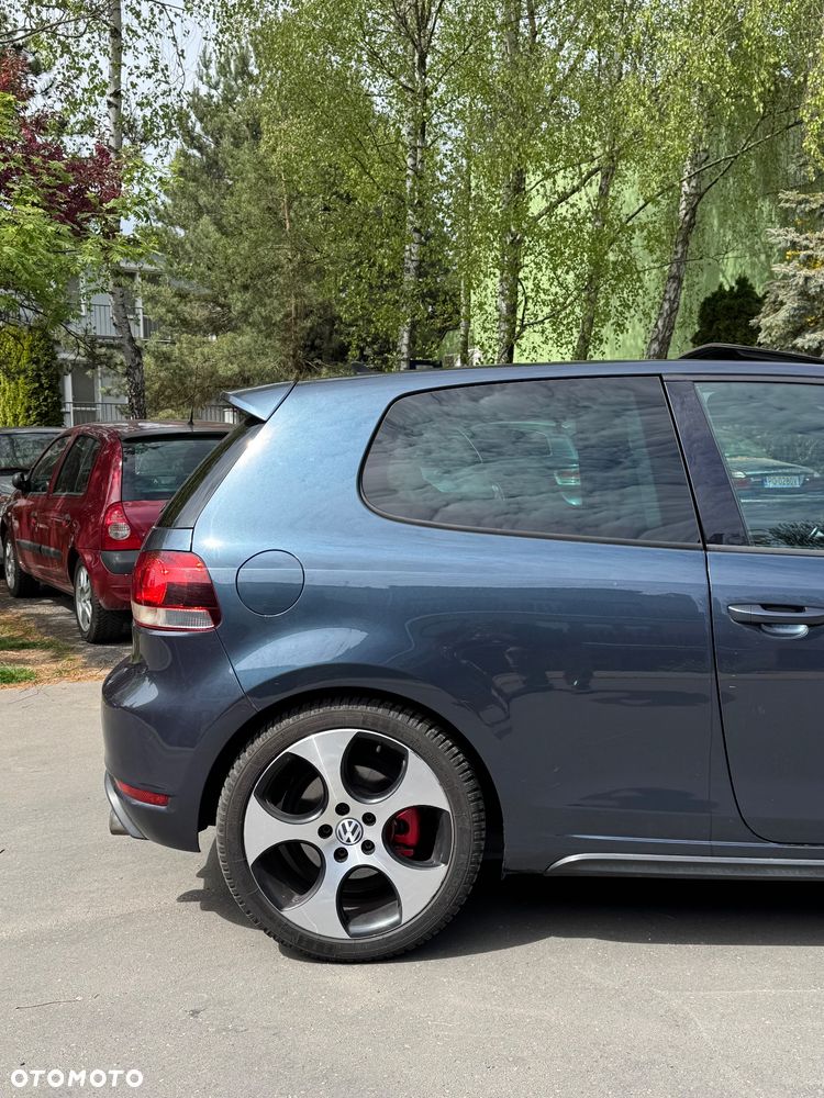 Volkswagen Golf ver-2-0-tsi-gti-dsg - 13