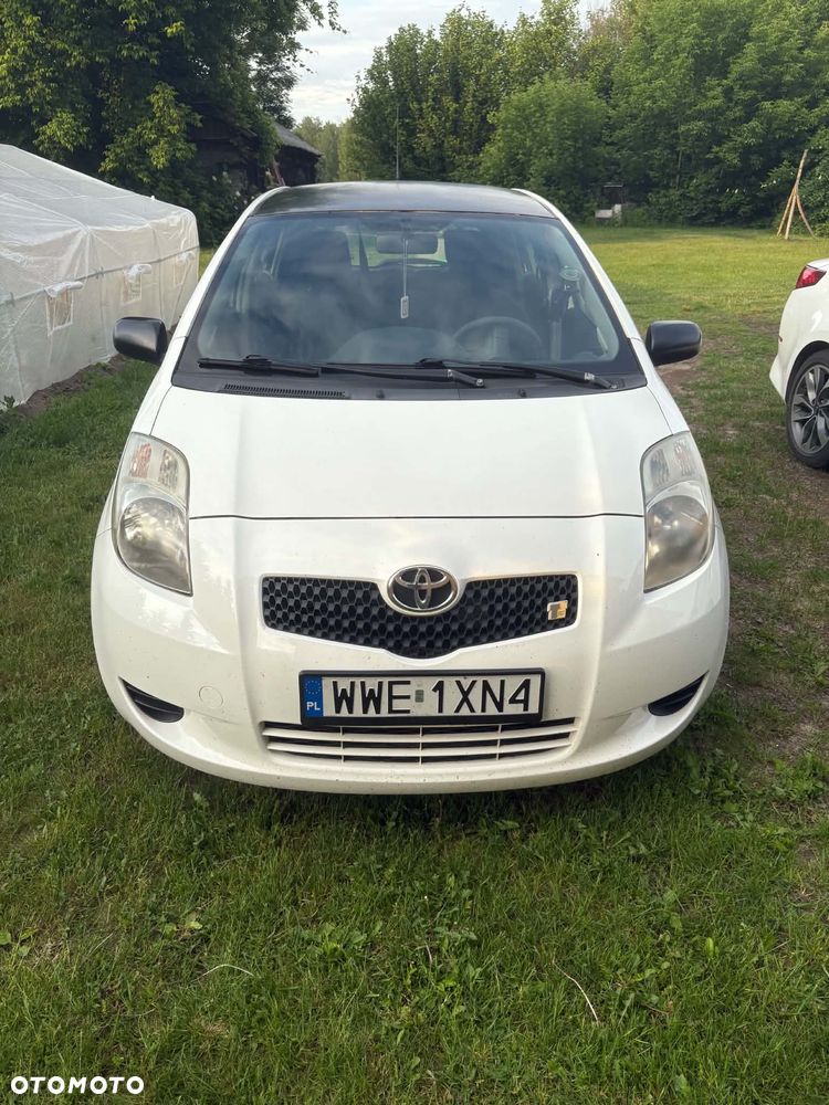 Toyota Yaris 1.4 D-4D Terra - 1