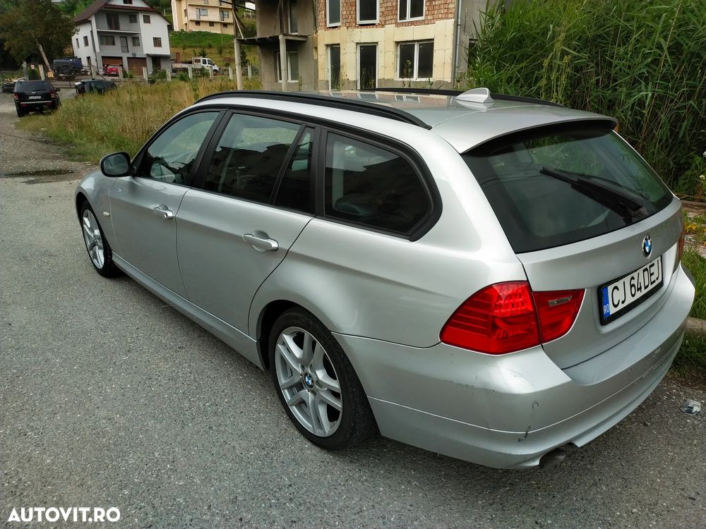 BMW Seria 3 2011 photo 2