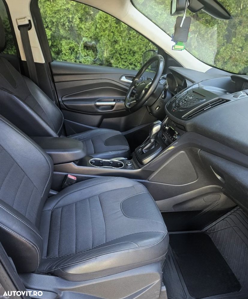 Ford Kuga 2.0 TDCi 4x4 Aut. SYNC - 9