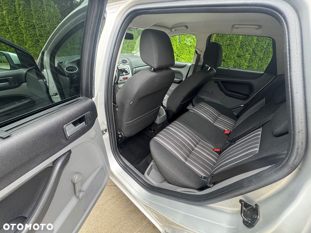 Ford Focus 1.6 Ti-VCT Trend - 11