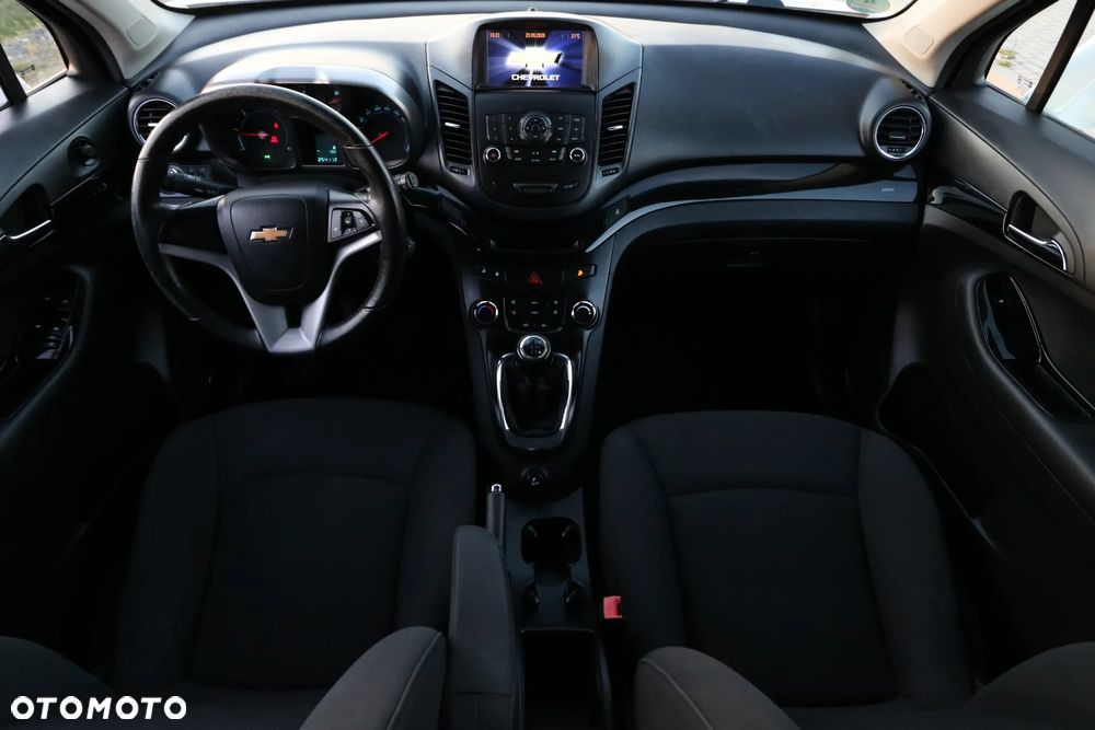 Chevrolet Orlando - 11