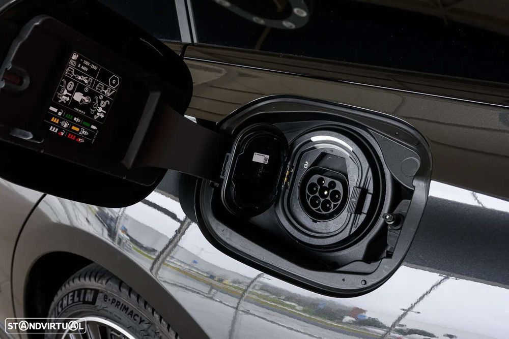 Mercedes-Benz E 300 - 25