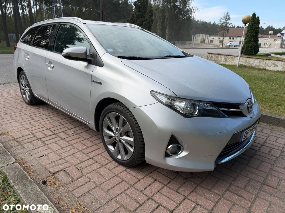 Toyota Auris - 1