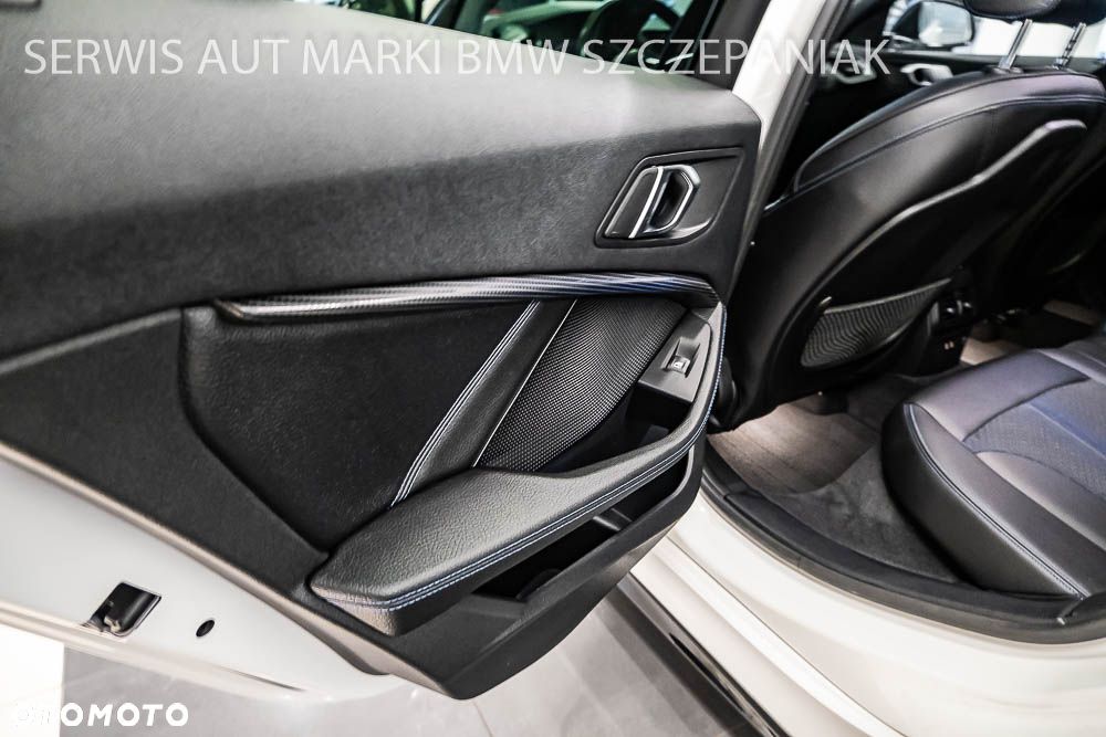 BMW Seria 1 M135i xDrive Edition Colorvision - 23