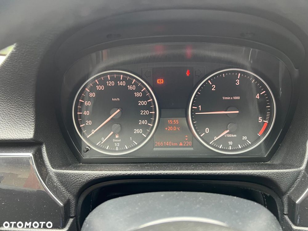 BMW Seria 3 318d Blue Performance - 18