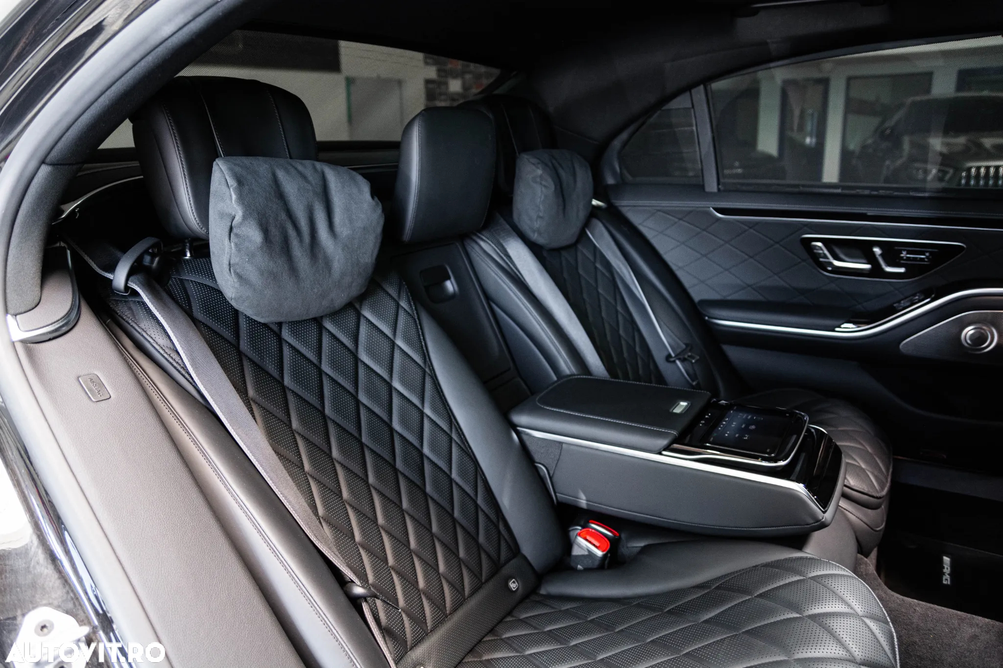 Mercedes-Benz S 580e 4Matic L 9G-TRONIC - 8