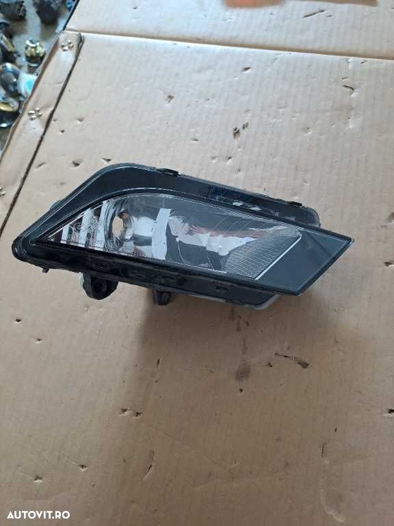 Proiector dreapta original Seat Toledo/Leon an 2012-2016 - 1