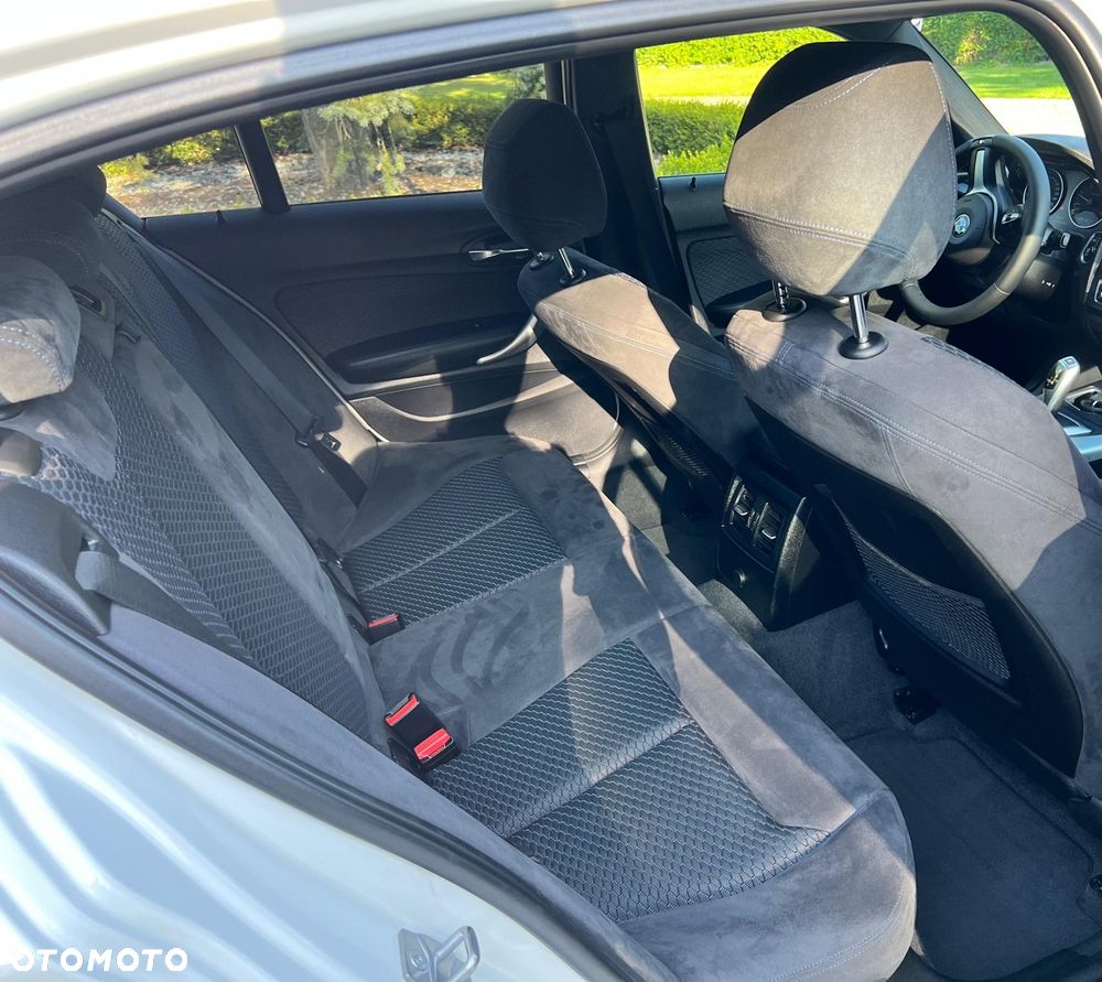 BMW Seria 1 - 25