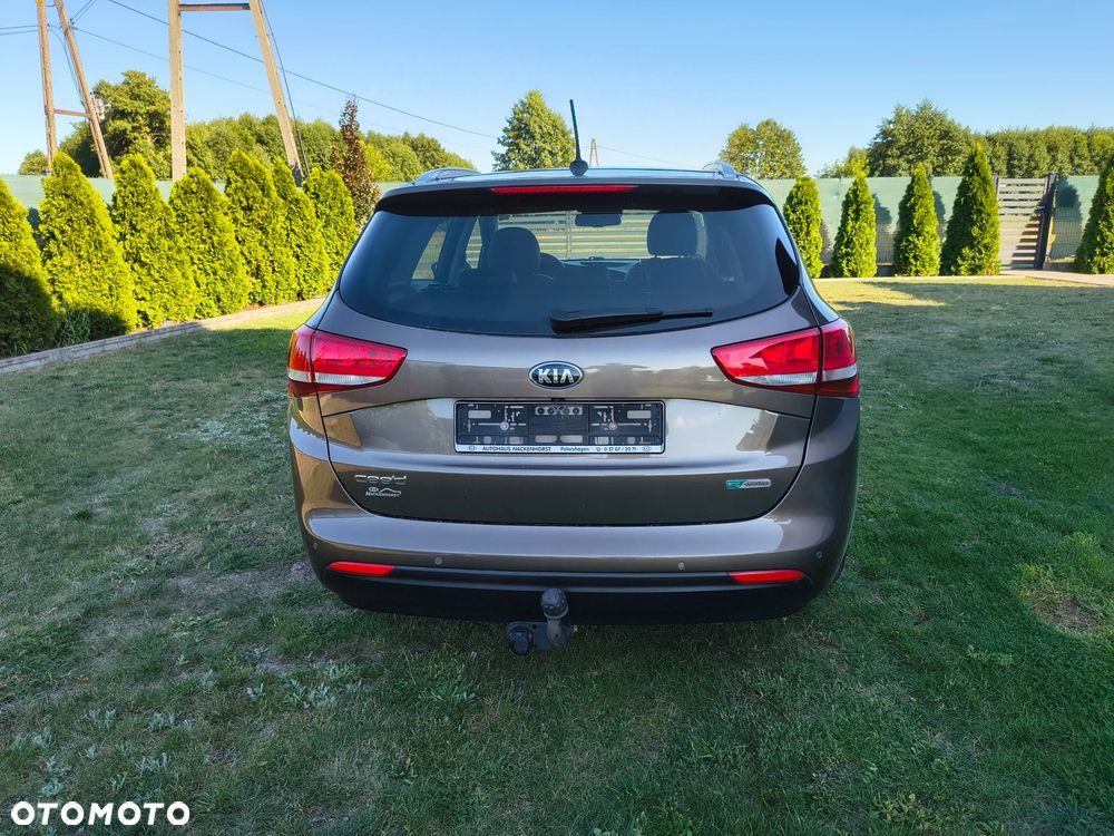 Kia Ceed 1.6 CRDi 136 ISG Platinum Edition - 8