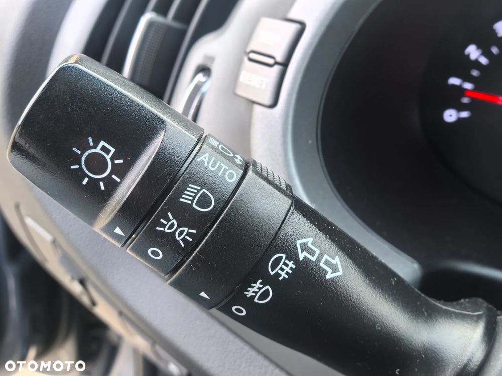 Kia Sportage 1.7 CRDI 2WD Dream-Team Edition - 33