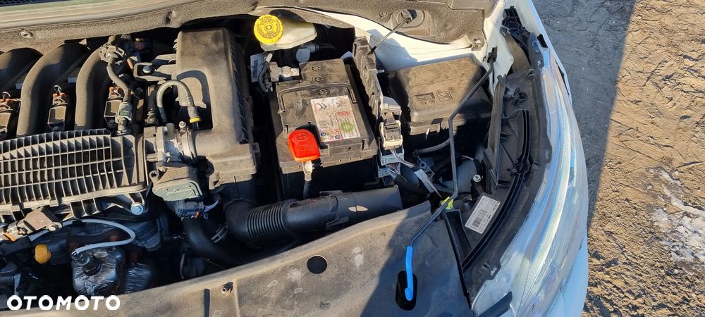 Peugeot 2008 PureTech 82 Access - 16