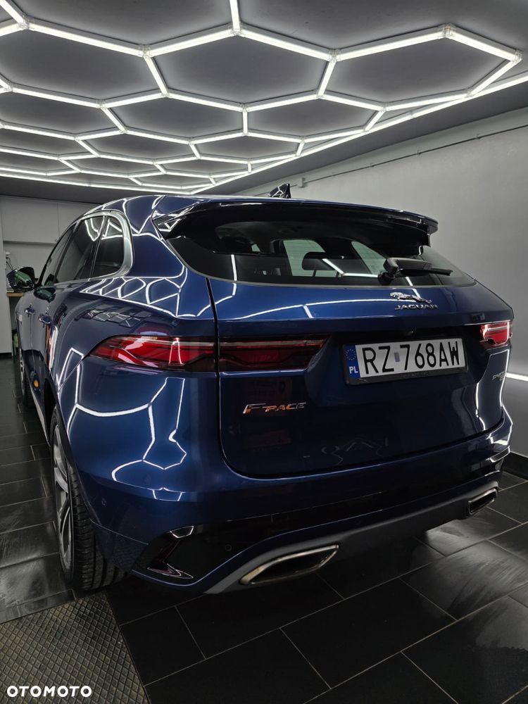 Jaguar F-Pace 3.0 P400 mHEV AWD R-Dynamic SE - 13