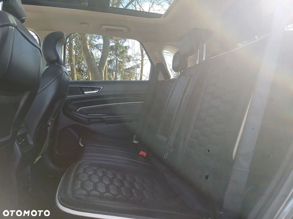 Ford Edge 2.0 TDCi Bi-Turbo 4x4 Vignale - 34